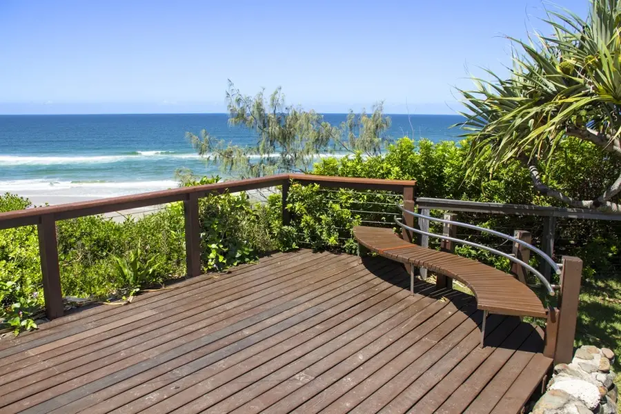 How To Customize Your Deck Construction For Maximum Comfort Houston, TX